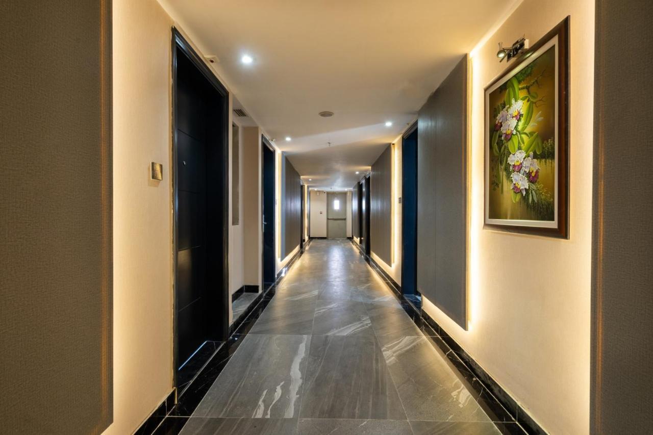 Cozrum Lux - The Arrivals Hotel 胡志明市 外观 照片