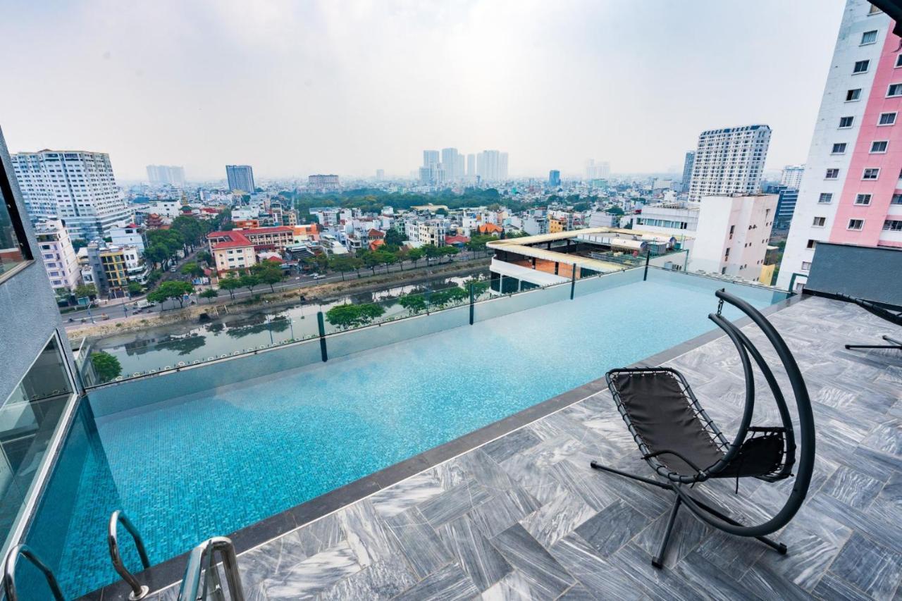 Cozrum Lux - The Arrivals Hotel 胡志明市 外观 照片